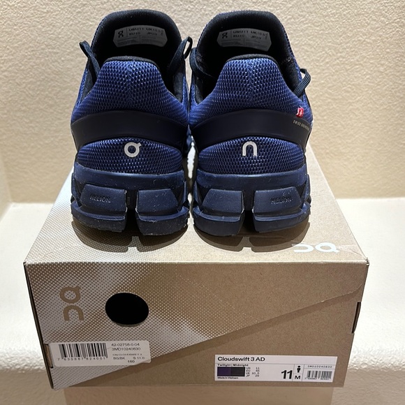 On Running Men's Blue Athletic Shoes - Picture 3 of 4